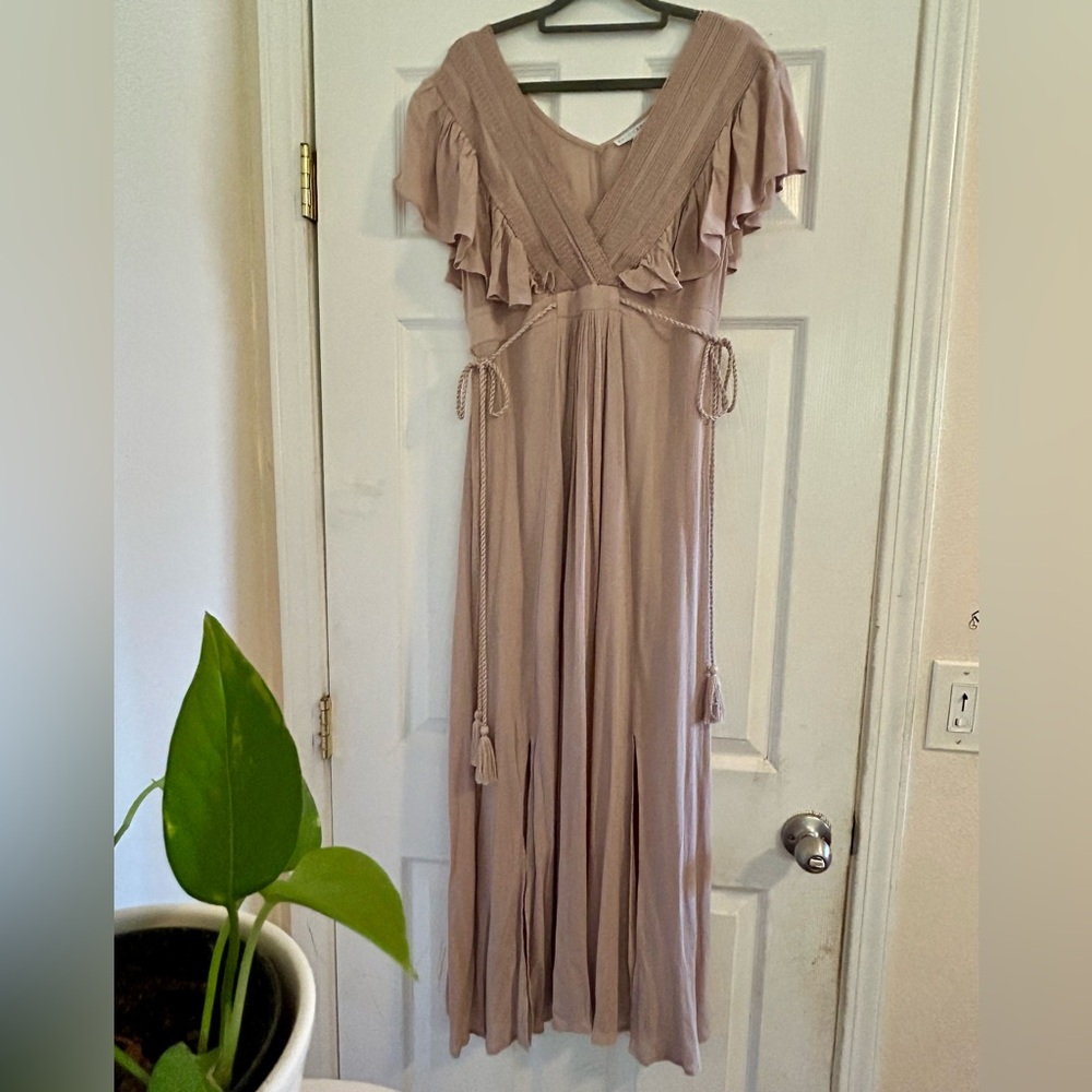 Baltic Born Beige “Jennifer” Rayon Maxi Dress NWT
